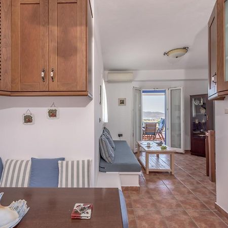 Akitos Maisonette Adamantas  Ngoại thất bức ảnh