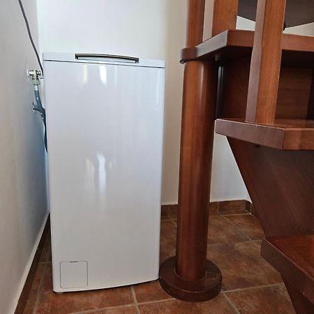 Akitos Maisonette Adamantas  Ngoại thất bức ảnh