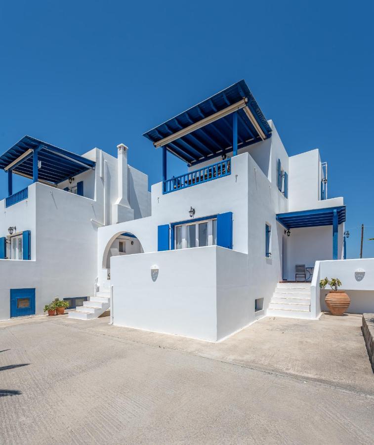 Akitos Maisonette Adamantas  Ngoại thất bức ảnh