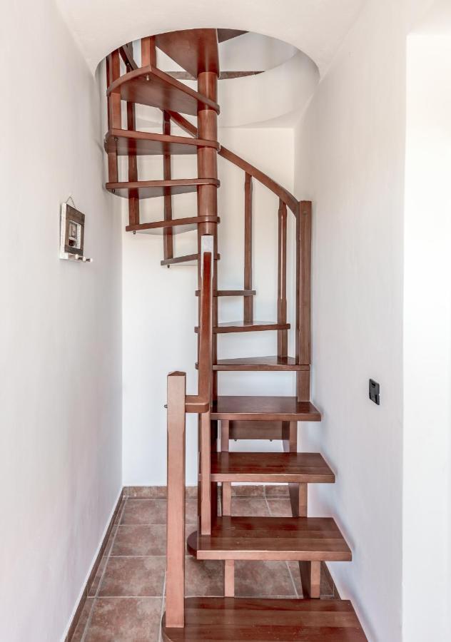 Akitos Maisonette Adamantas  Ngoại thất bức ảnh