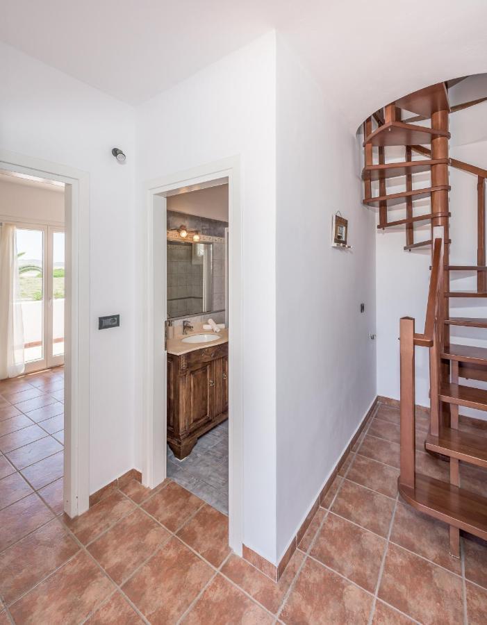 Akitos Maisonette Adamantas  Ngoại thất bức ảnh